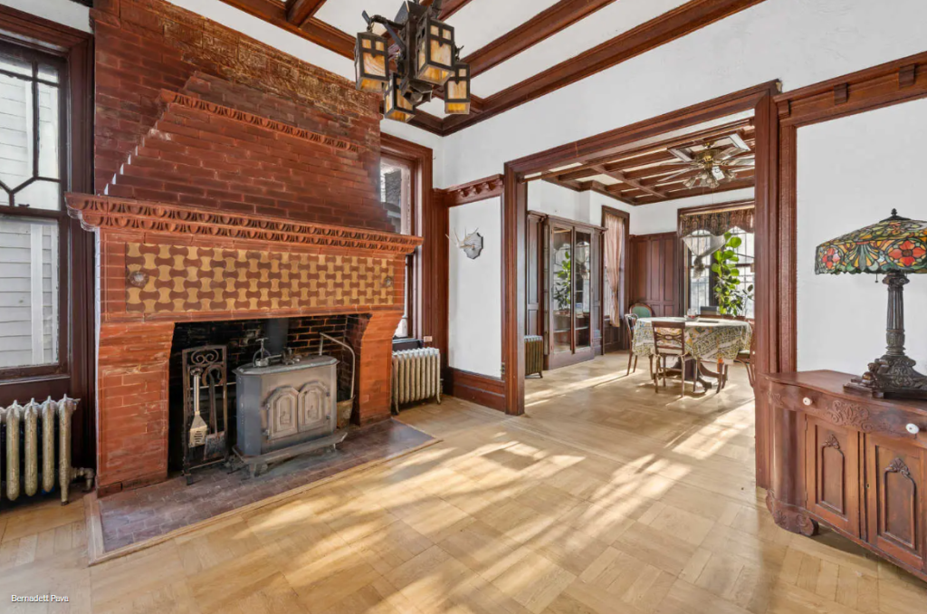 MANHATTAN | 27 VAN CORLEAR PLACE

Marble Hill Multifamily

$885,000‌‌

A 3,579-square-foot multifamily brick house from 1920, with a four-bedroom, one-bath apartment that has a washer/dryer, dishwasher, skylight, built-ins, brick fireplace, cast iron stove, windowed bathroom with tub, original leaded windows, millwork and parquet floors; over a three-bedroom, one-bath unit with a sitting room, cast iron stove, French doors, and a windowed bathroom with a tub and its own laundry hookup. Aaron Kass and Geoffrey Weiss, Compass, 929-269-3411; compass.com