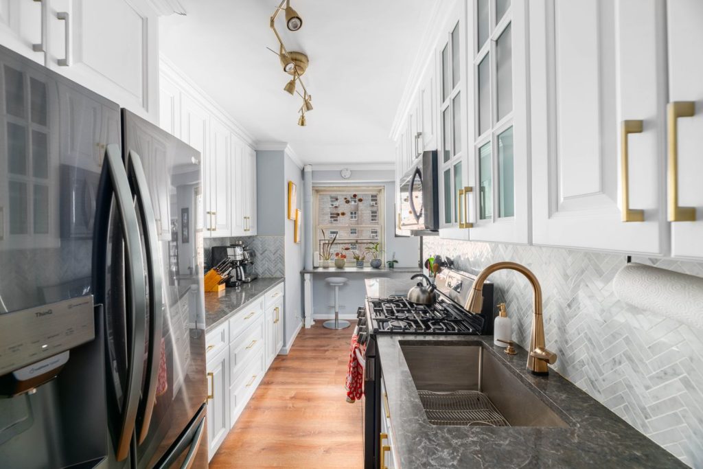 Each Friday we roundup a list of all the upcoming open houses for the weekend in Upper Manhattan and Riverdale. Click the button below to get access to our list of open houses. Which ones are you going to head to this weekend?