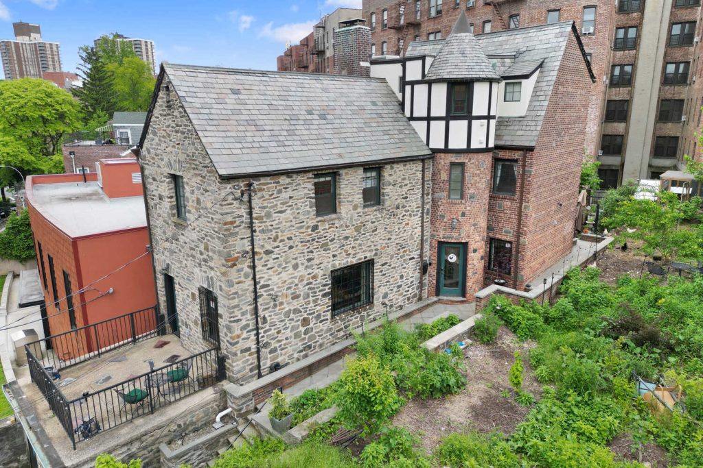 This week’s properties is in Hudson Heights in the heart of Manhattan.