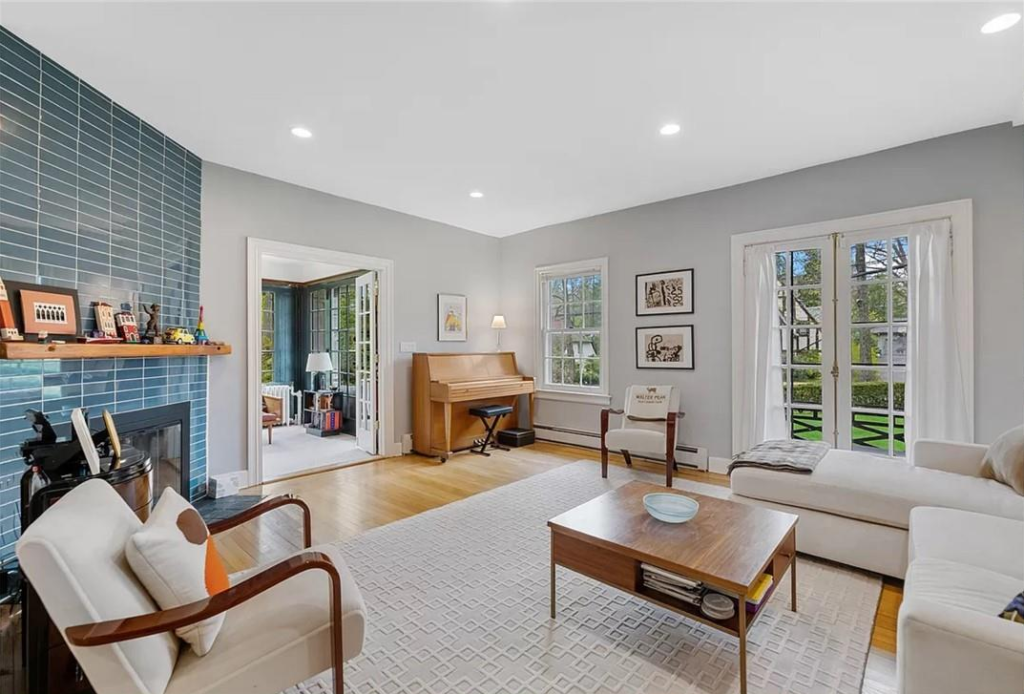 Each Friday we roundup a list of all the upcoming open houses for the weekend in Spuyten Duyvil. Which ones are you going to head to this weekend?