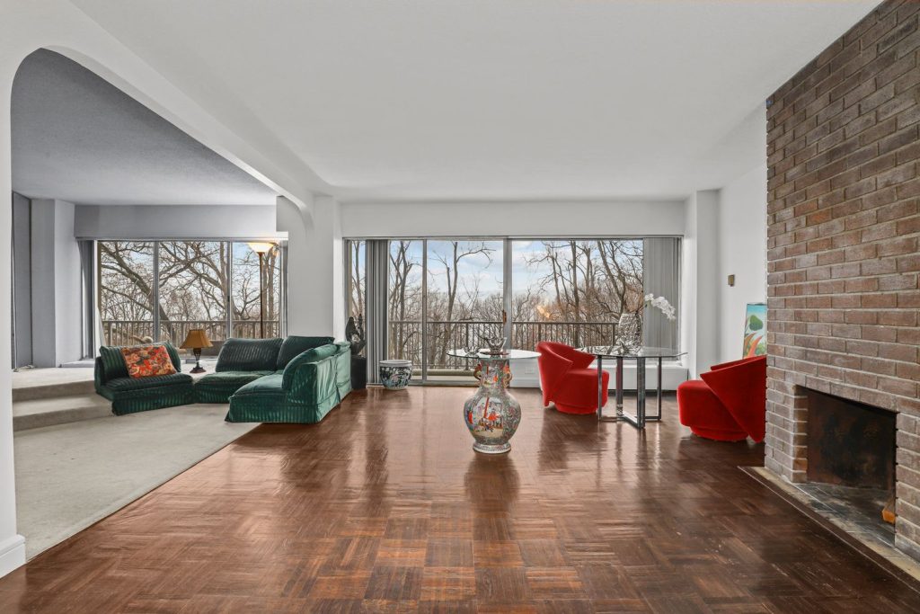 Each Friday we roundup a list of all the upcoming open houses for the weekend in Spuyten Duyvil. Which ones are you going to head to this weekend?