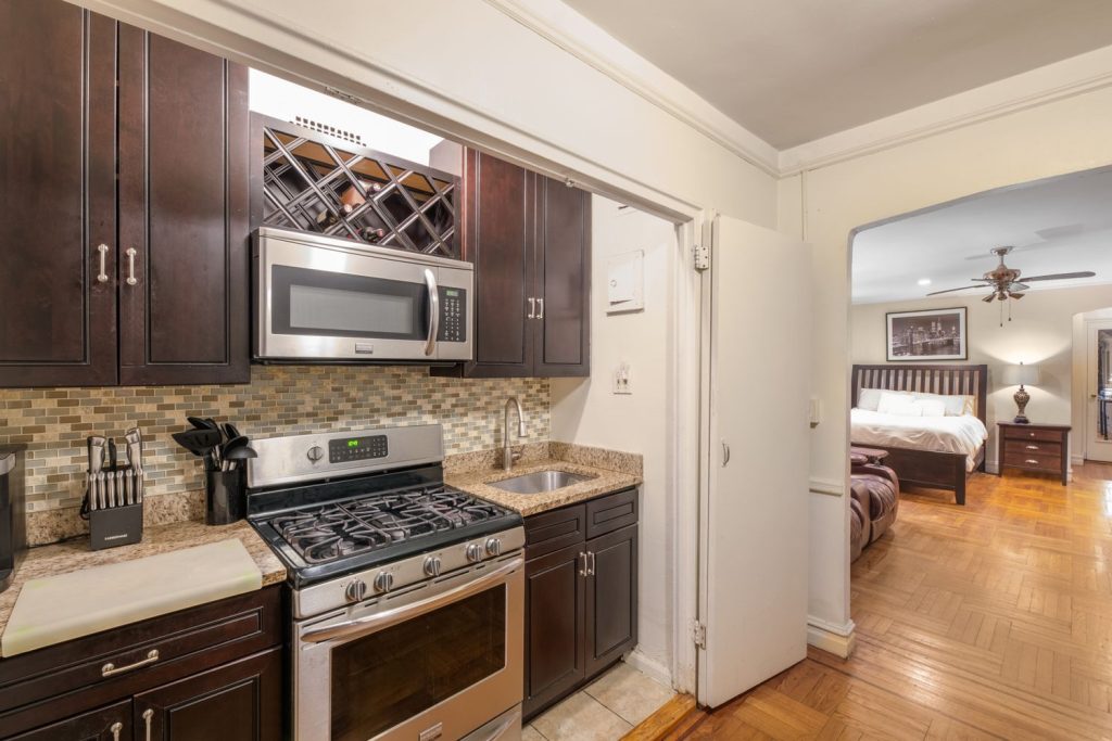 Welcome to this charming and spacious south-facing studio at 860 Grand Concourse #4J, located in one of the Bronx’s most iconic Art Deco co-op buildings. Thoughtfully designed, this home offers a separate dressing area, an eat-in kitchen with stainless steel appliances and granite countertops, and ample storage throughout. Just steps from the Bronx Supreme Court, Franz Sigel and Joyce Kilmer Parks, and a short walk to the B/D/4 trains, Yankee Stadium, and Bronx Terminal Market, this residence combines timeless elegance with unbeatable convenience.