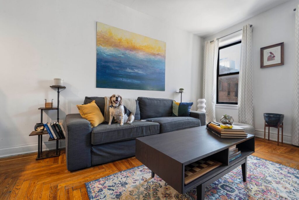 Each Friday we roundup a list of all the upcoming open houses for the weekend in Riverdale, Bronx. Which ones are you going to head to this weekend?
