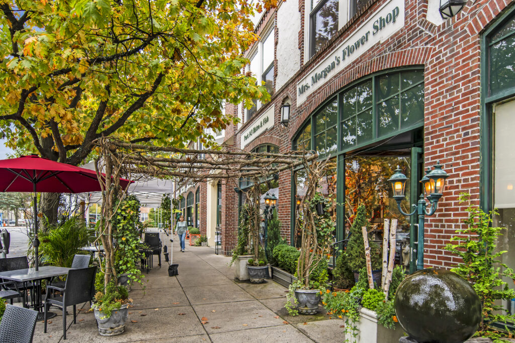 Our definitive and evolving guide to all things Bronxville, NY. See our favorite restaurants, top schools, transportation options, and what it's like to live here.